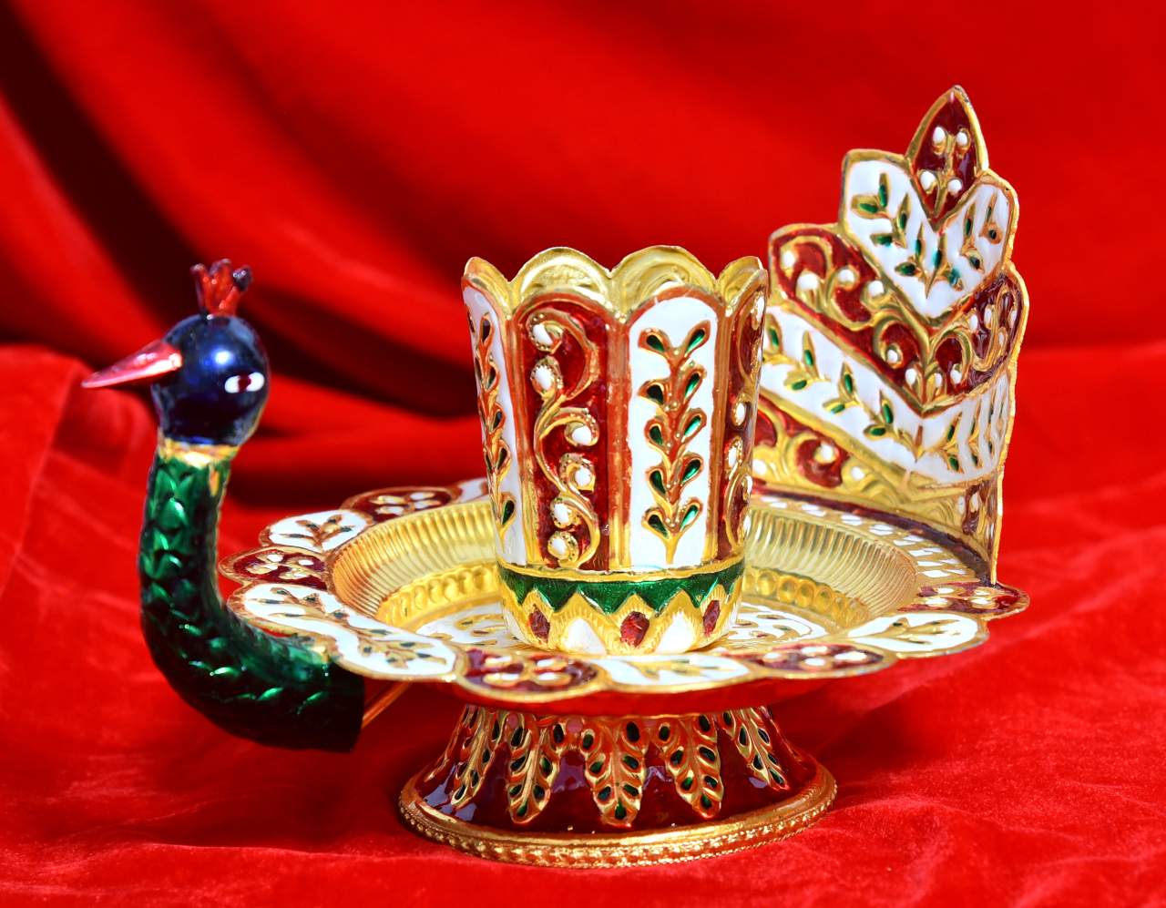 Lotus shaped Lamp (With Peacock Design)