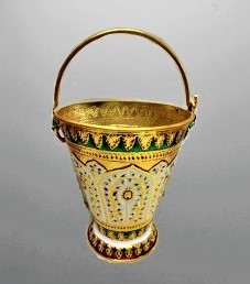 Bucket