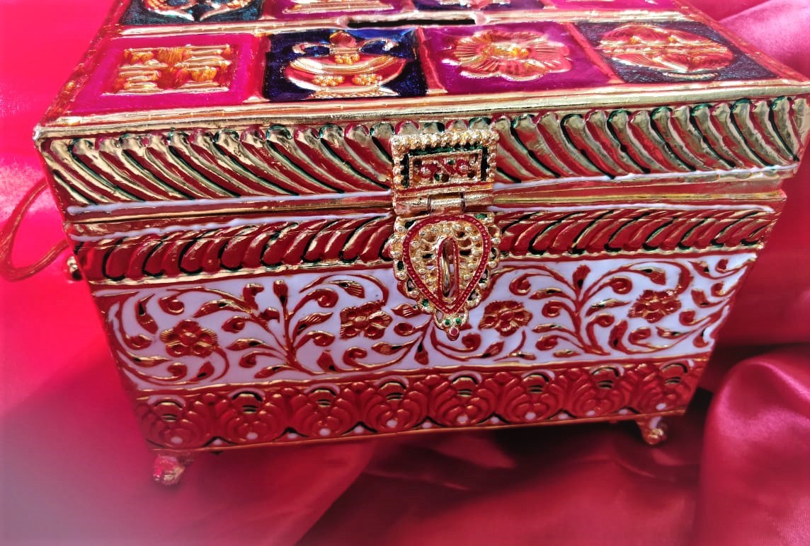 Puja Peti